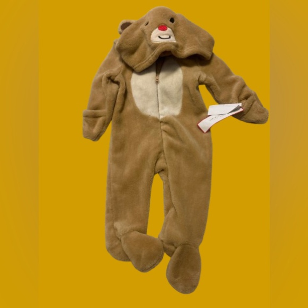 Unisex kids zipper sleeper footies one piecee size 3-6 months only $12